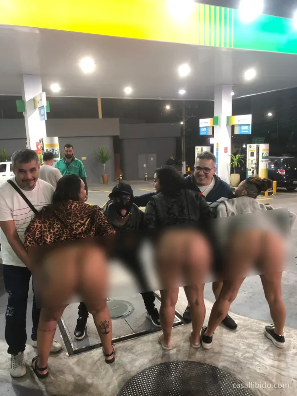 Foto 13 de 13: Dogging na passarela
